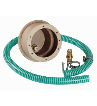 Niche for light with protection of cable